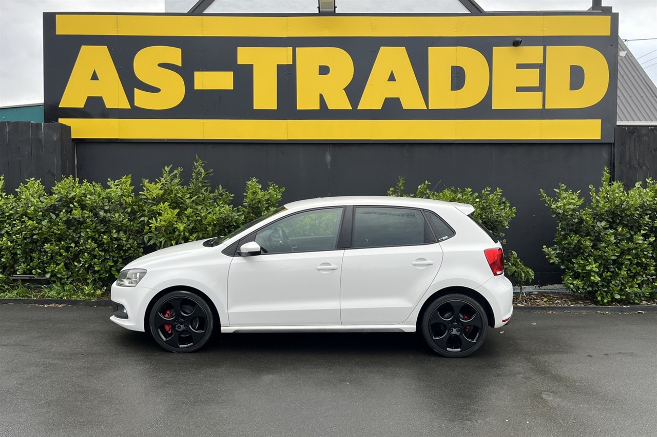 2014 Volkswagen POLO