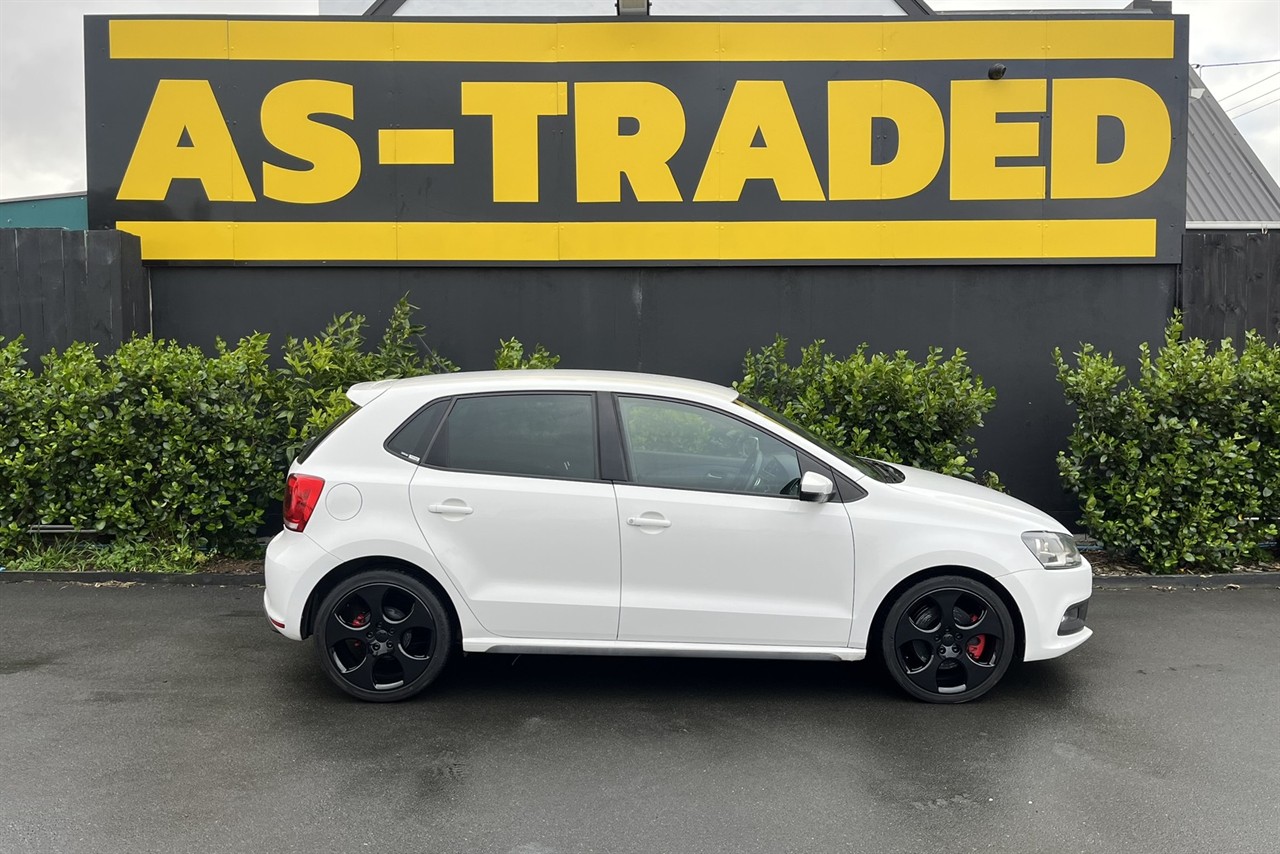 2014 Volkswagen POLO