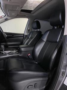 2018 Nissan Pathfinder - Thumbnail