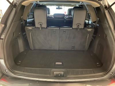 2018 Nissan Pathfinder - Thumbnail