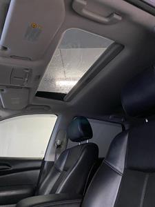 2018 Nissan Pathfinder - Thumbnail