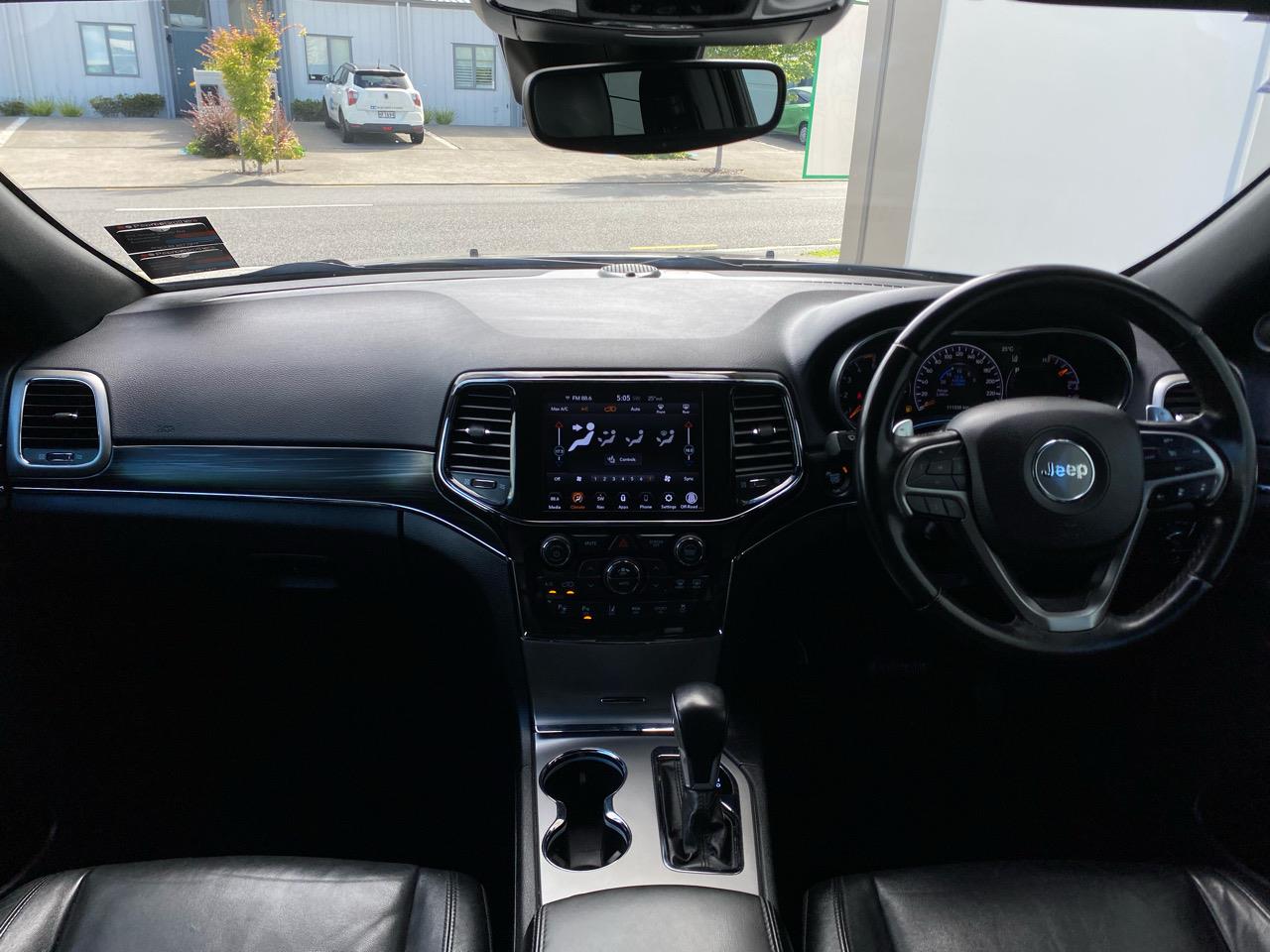 2021 Jeep GRAND CHEROKEE