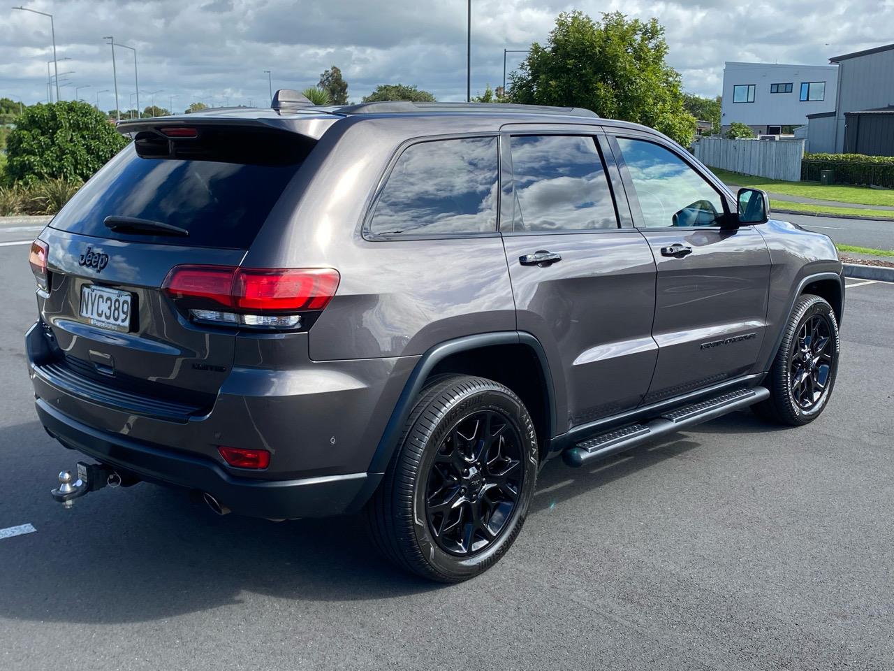2021 Jeep GRAND CHEROKEE