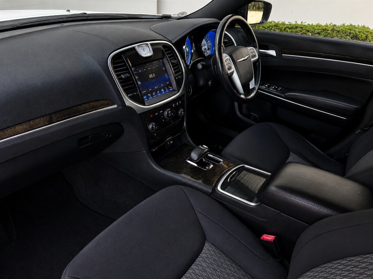 2013 Chrysler 300C