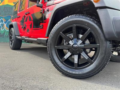 2013 Jeep WRANGLER - Thumbnail