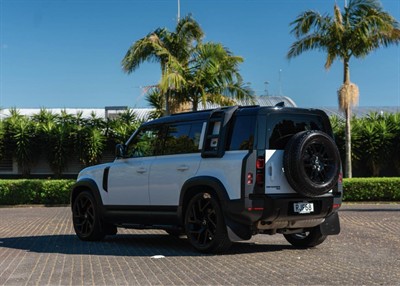 2021 Land Rover Defender - Thumbnail