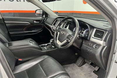 2018 Toyota HIGHLANDER - Thumbnail