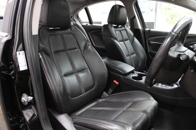 2014 Holden COMMODORE - Thumbnail