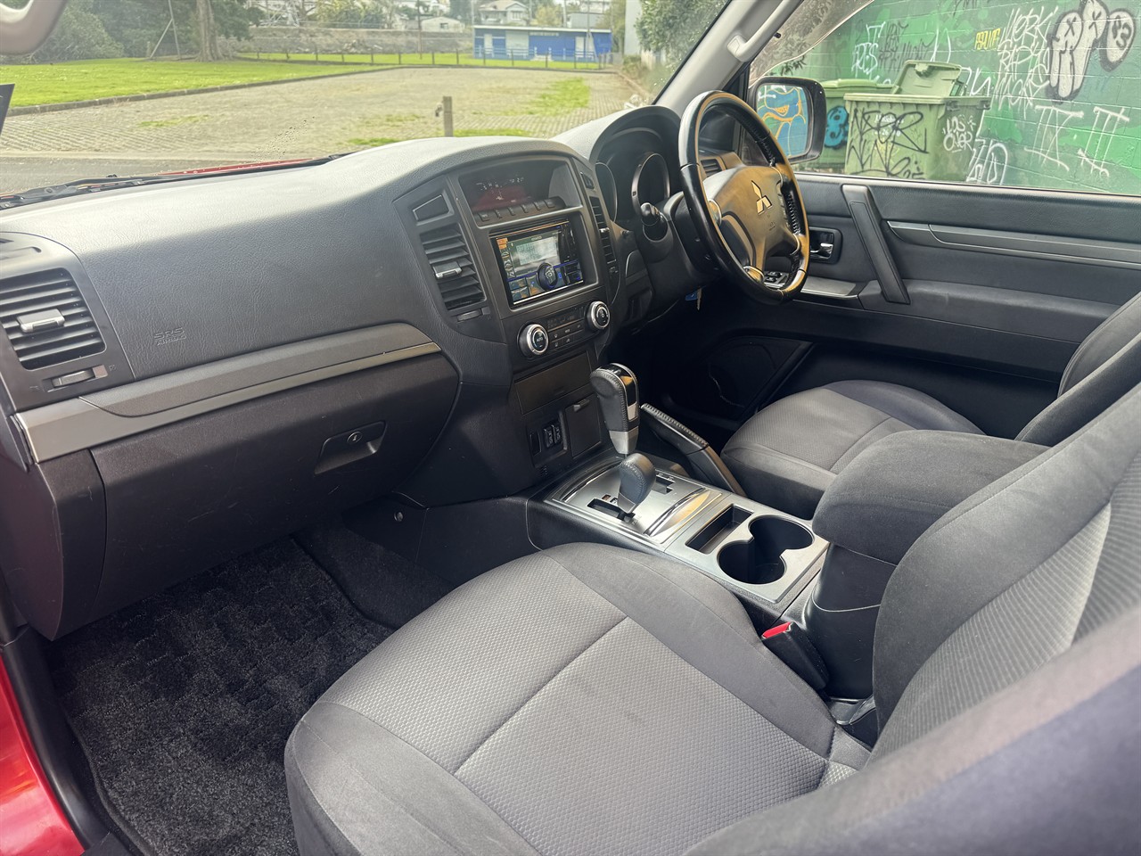 2011 Mitsubishi Pajero