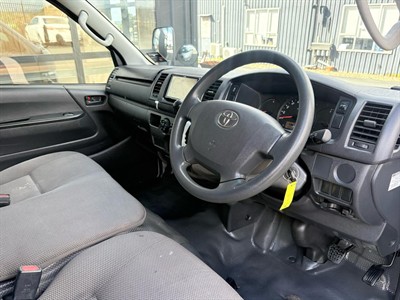 2019 Toyota Hiace - Thumbnail