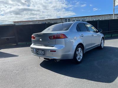 2008 Mitsubishi GALANT - Thumbnail