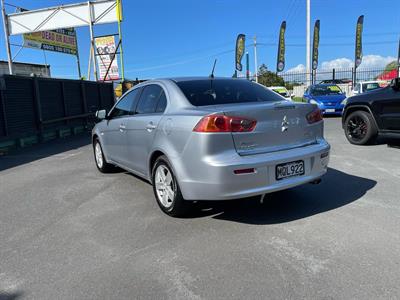 2008 Mitsubishi GALANT - Thumbnail