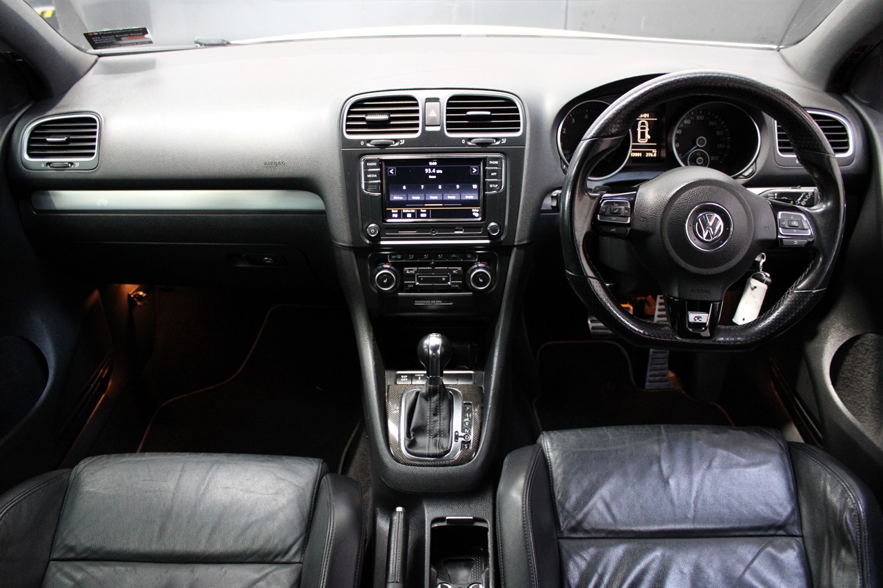 2010 Volkswagen GOLF