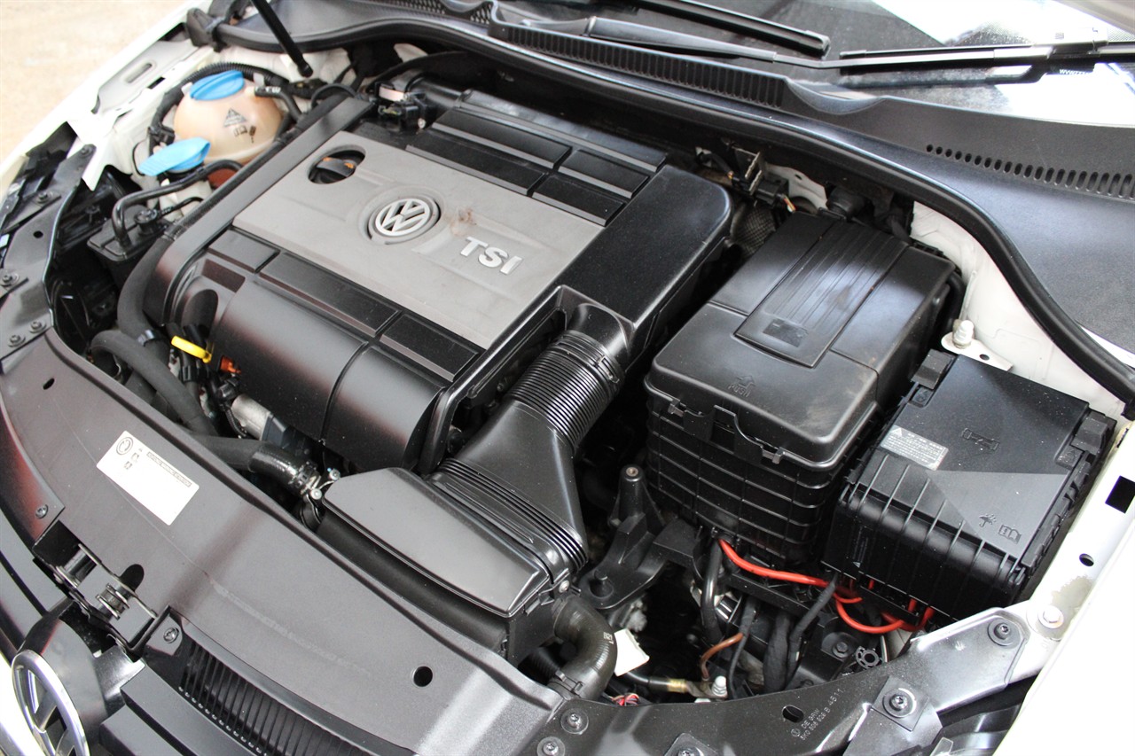 2010 Volkswagen GOLF