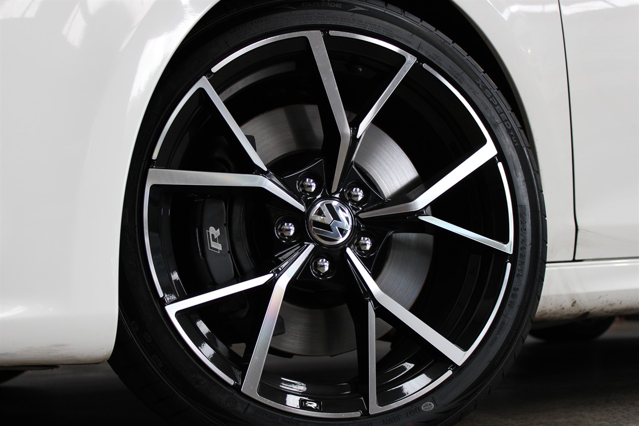 2010 Volkswagen GOLF
