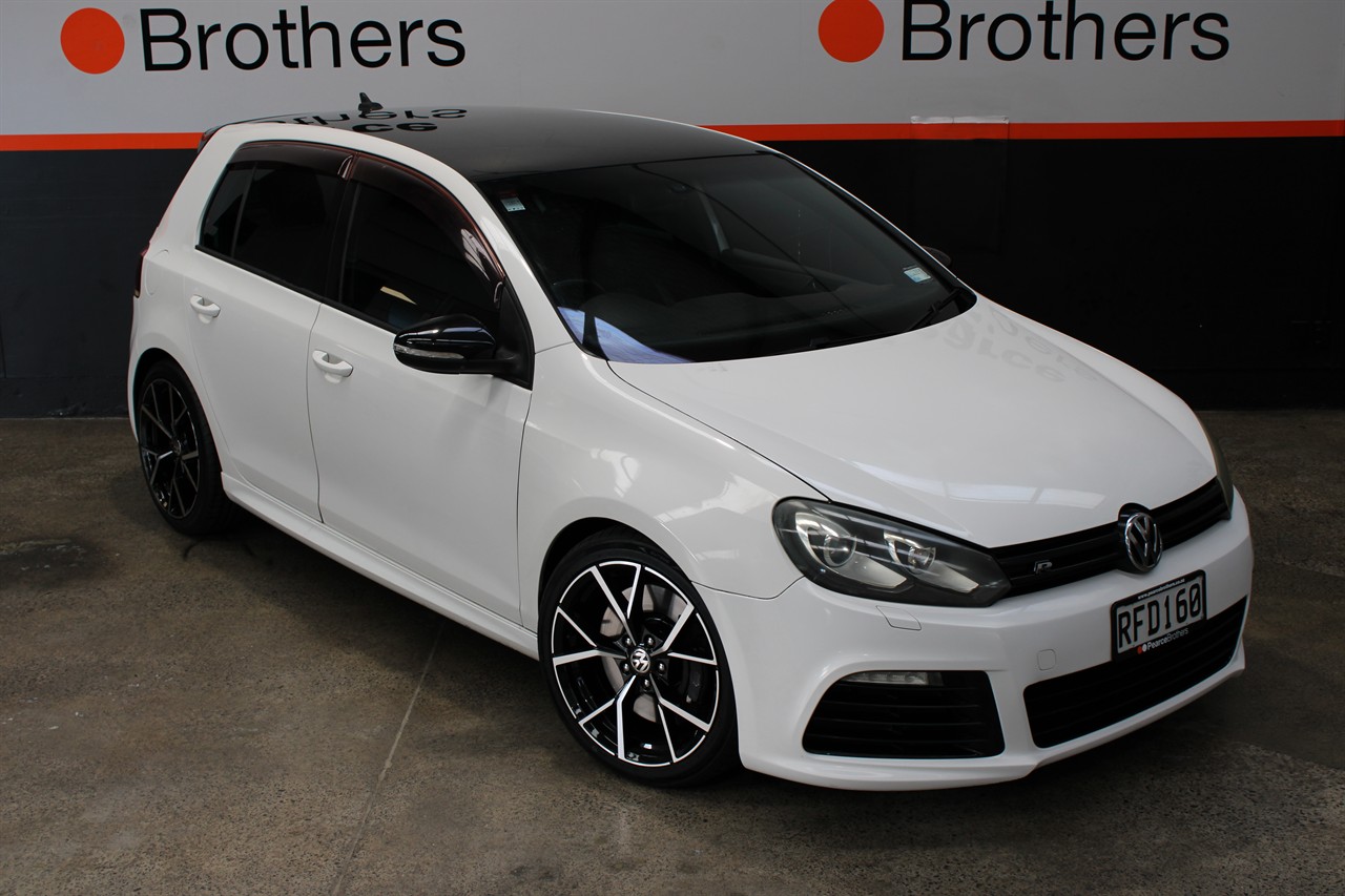 2010 Volkswagen GOLF