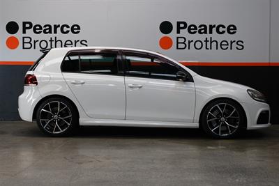 2010 Volkswagen GOLF - Thumbnail