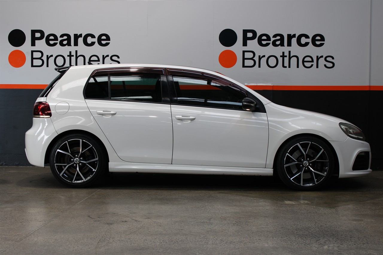 2010 Volkswagen GOLF
