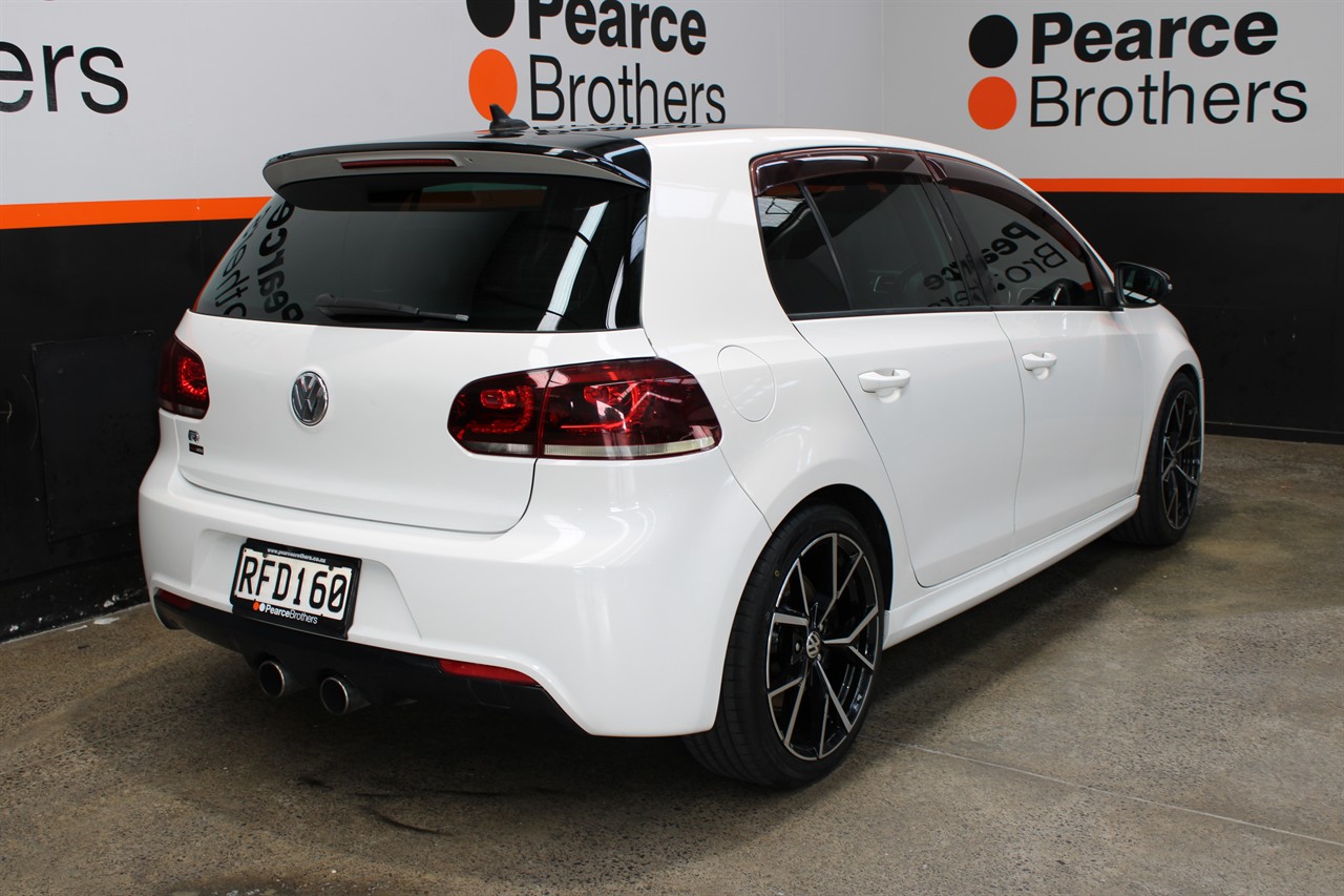 2010 Volkswagen GOLF