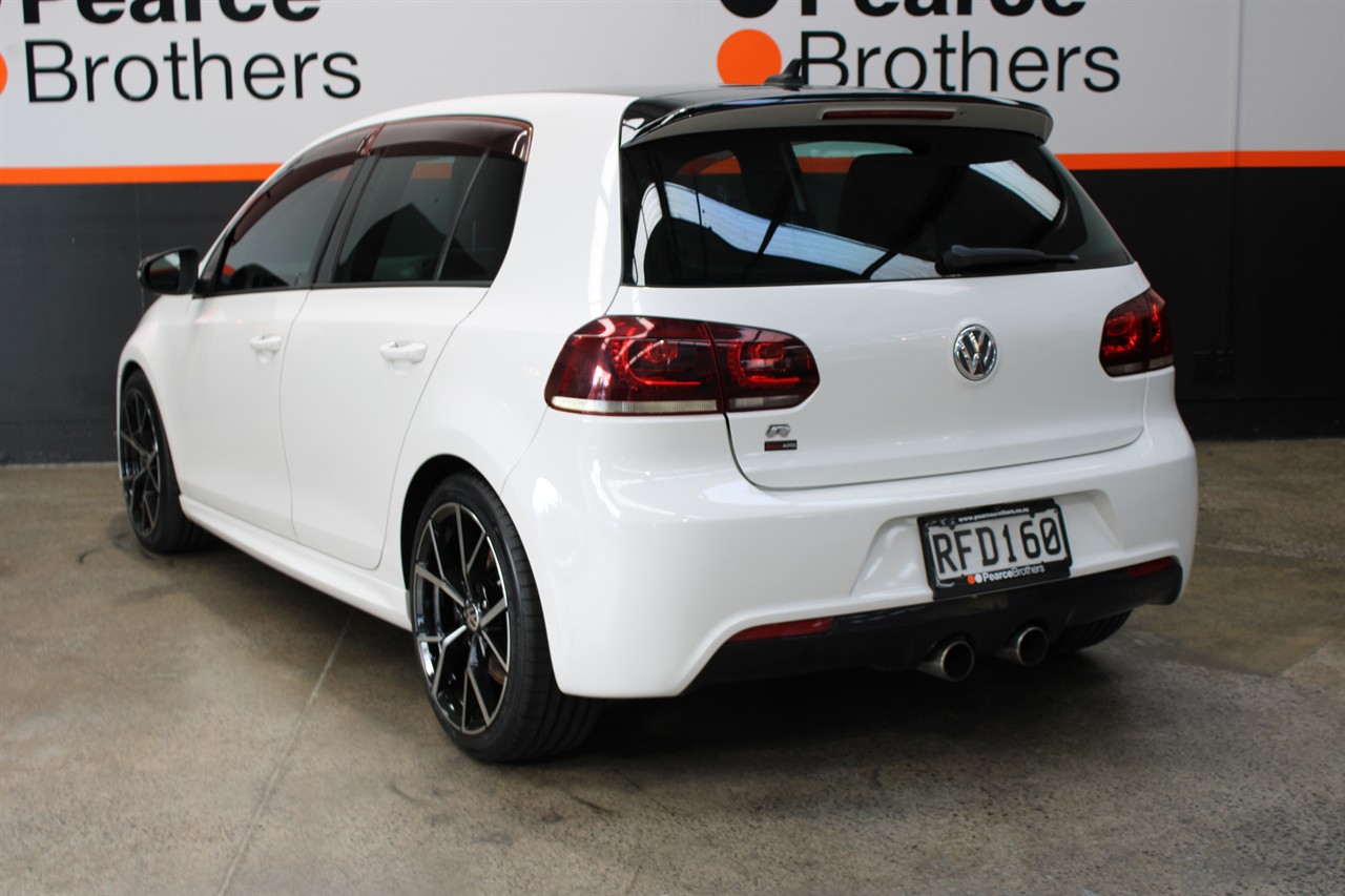 2010 Volkswagen GOLF