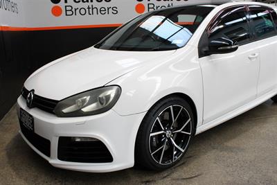 2010 Volkswagen GOLF - Thumbnail