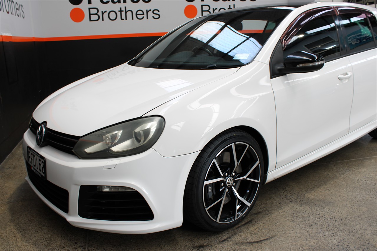 2010 Volkswagen GOLF