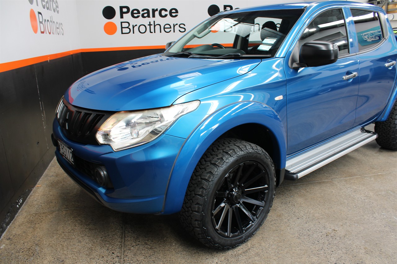 2016 Mitsubishi Triton