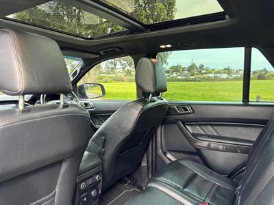 2019 Ford Everest - Thumbnail