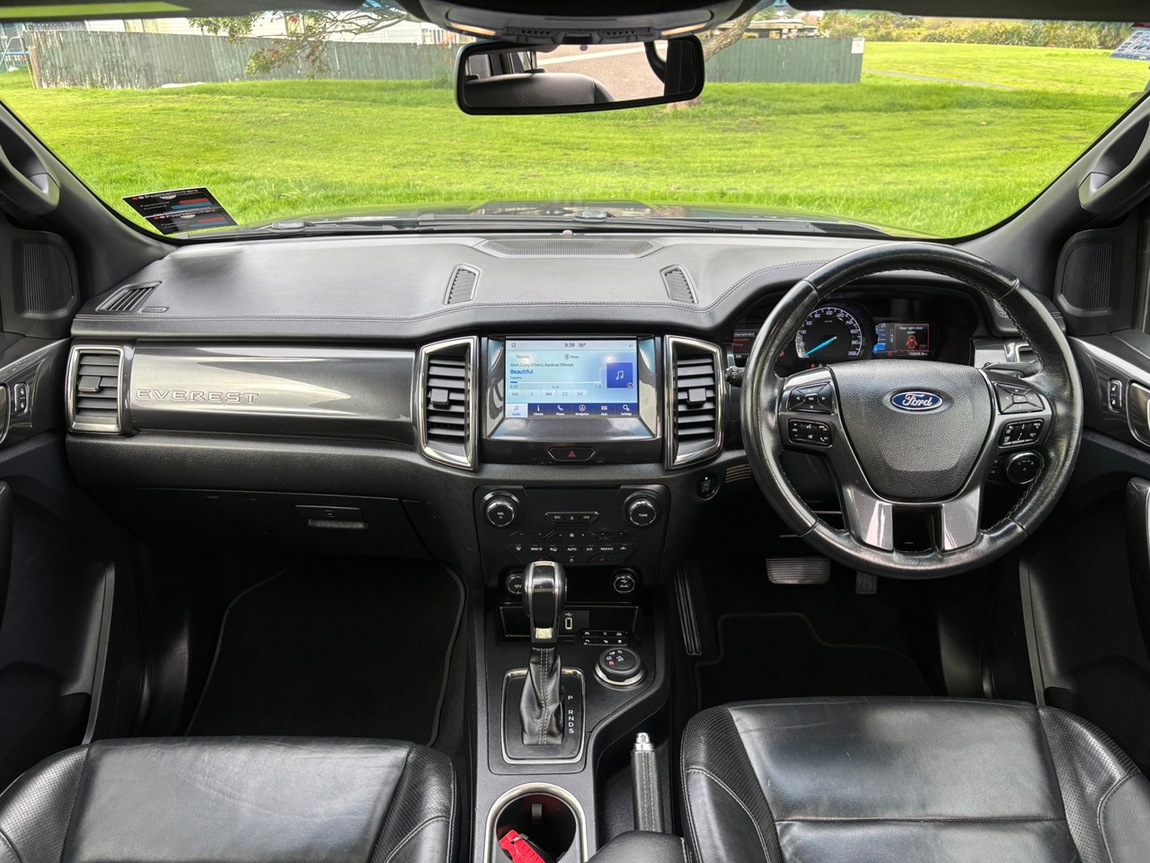 2019 Ford Everest