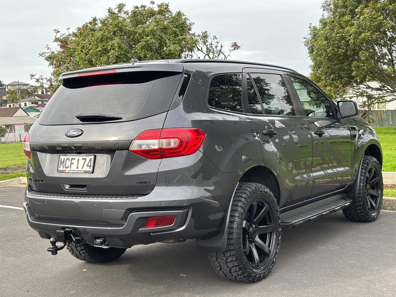 2019 Ford Everest