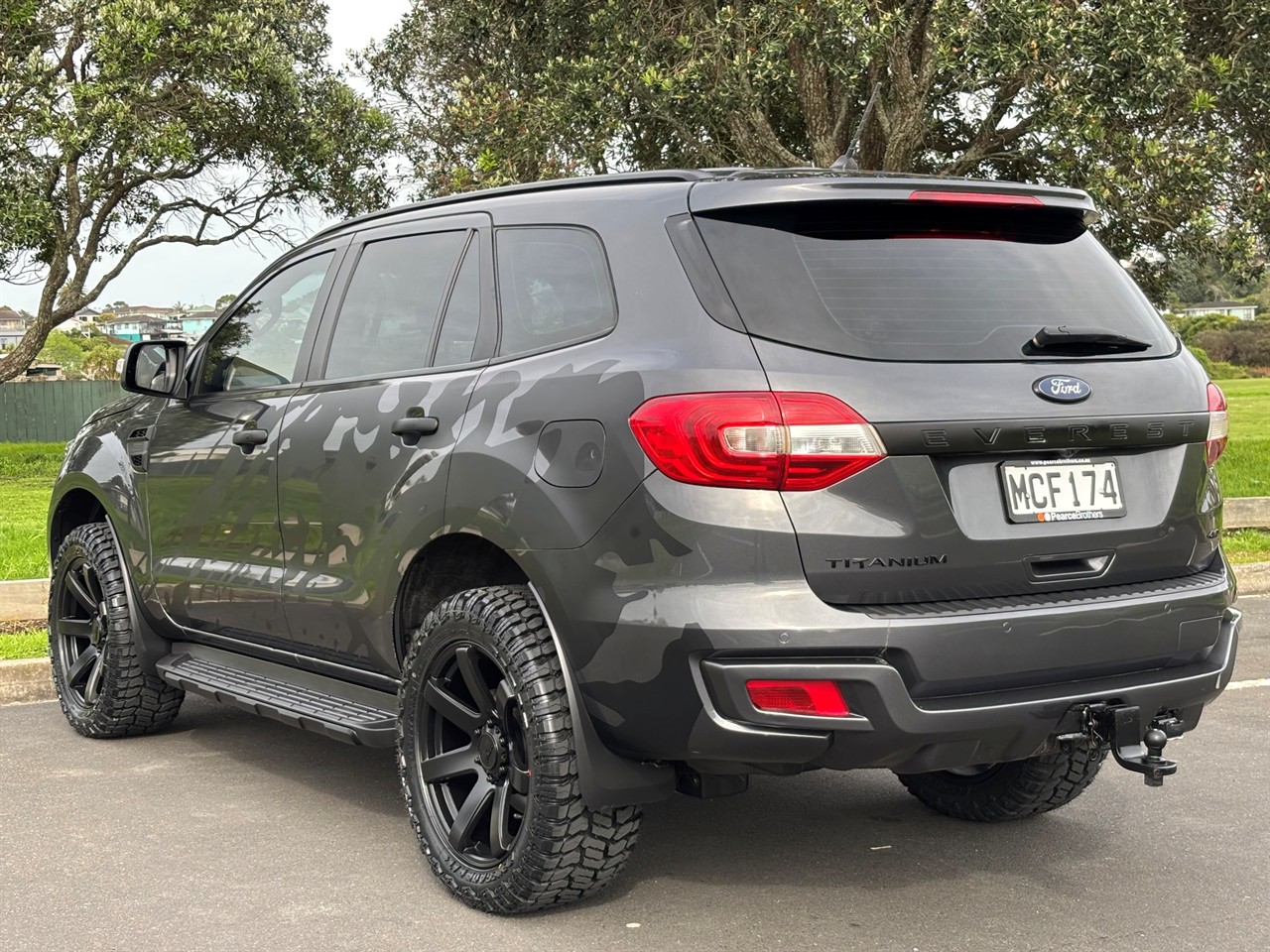 2019 Ford Everest