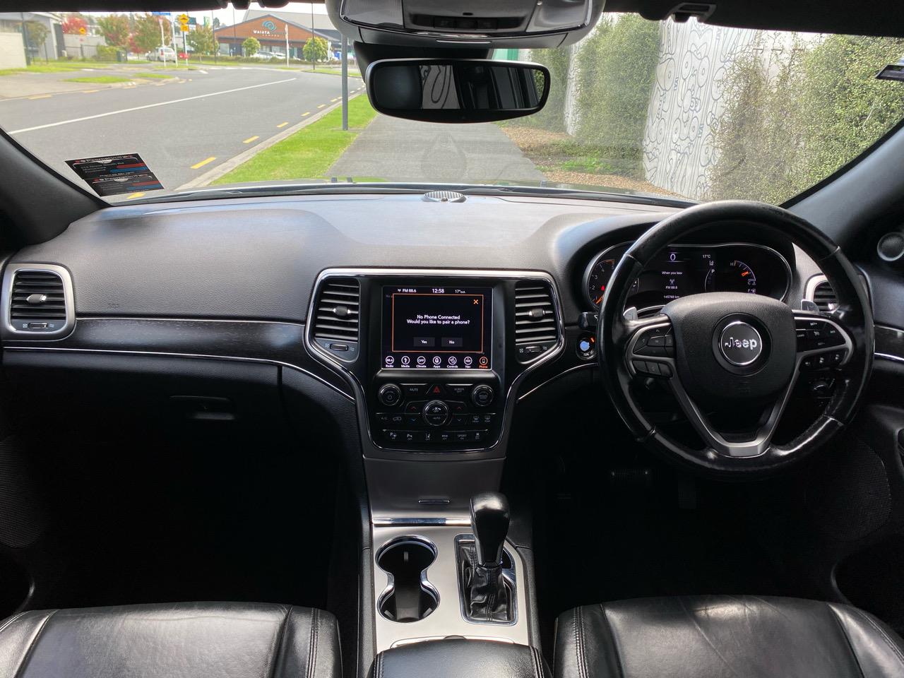 2019 Jeep GRAND CHEROKEE