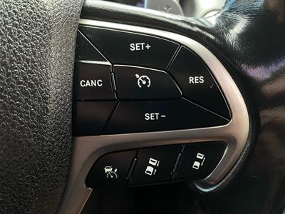 2019 Jeep GRAND CHEROKEE - Thumbnail