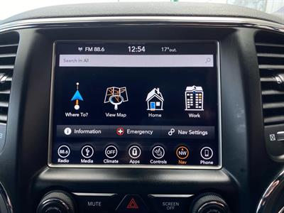 2019 Jeep GRAND CHEROKEE - Thumbnail