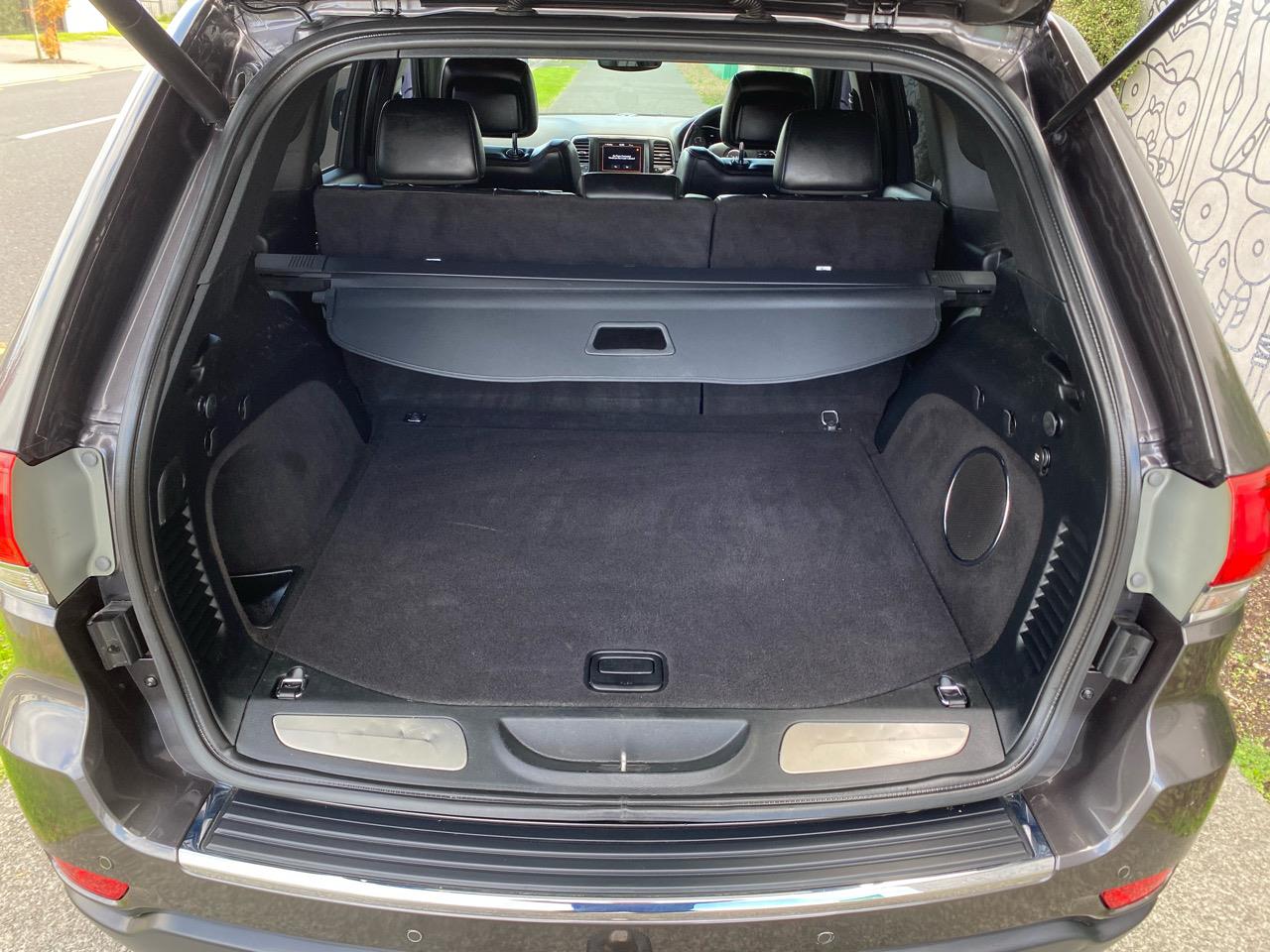 2019 Jeep GRAND CHEROKEE