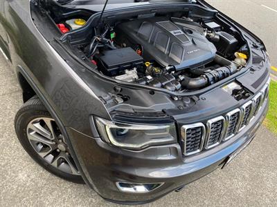 2019 Jeep GRAND CHEROKEE - Thumbnail