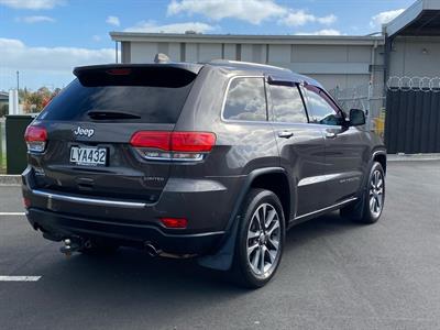 2019 Jeep GRAND CHEROKEE - Thumbnail