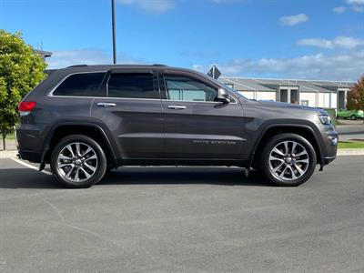 2019 Jeep GRAND CHEROKEE - Thumbnail