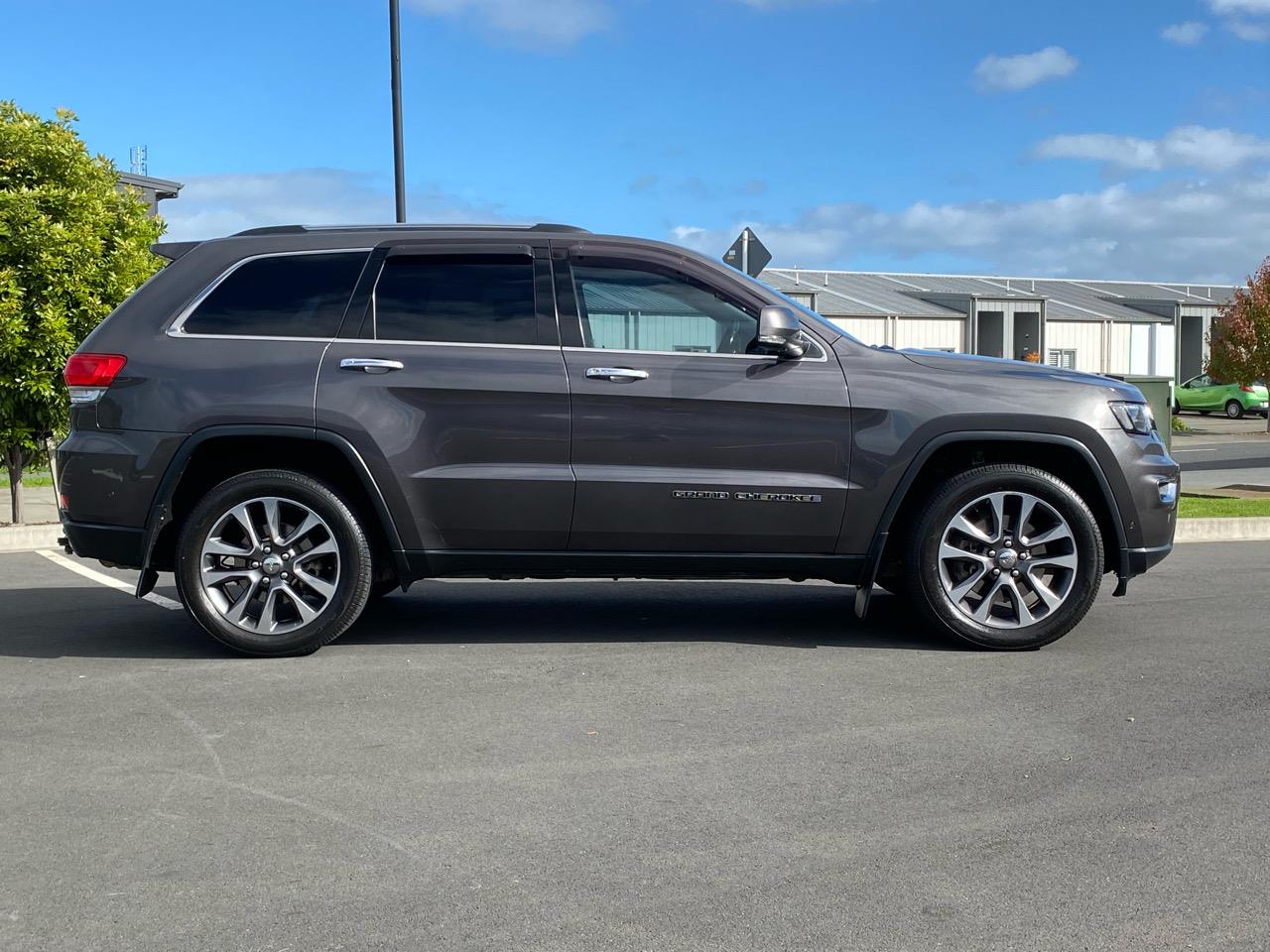 2019 Jeep GRAND CHEROKEE