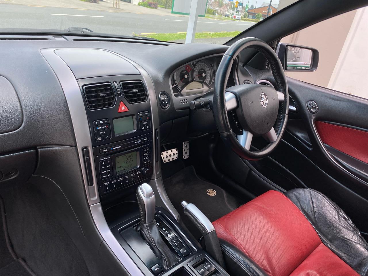 2004 Holden Commodore