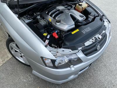 2004 Holden Commodore - Thumbnail