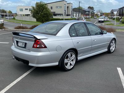 2004 Holden Commodore - Thumbnail