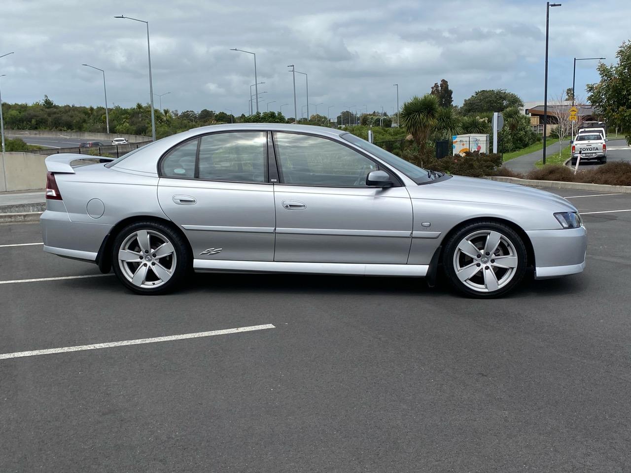2004 Holden Commodore