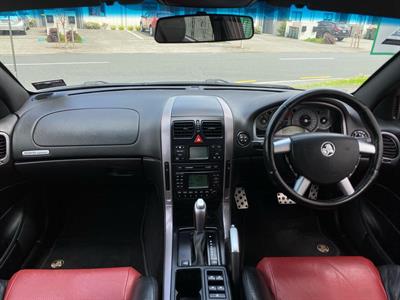 2004 Holden Commodore - Thumbnail