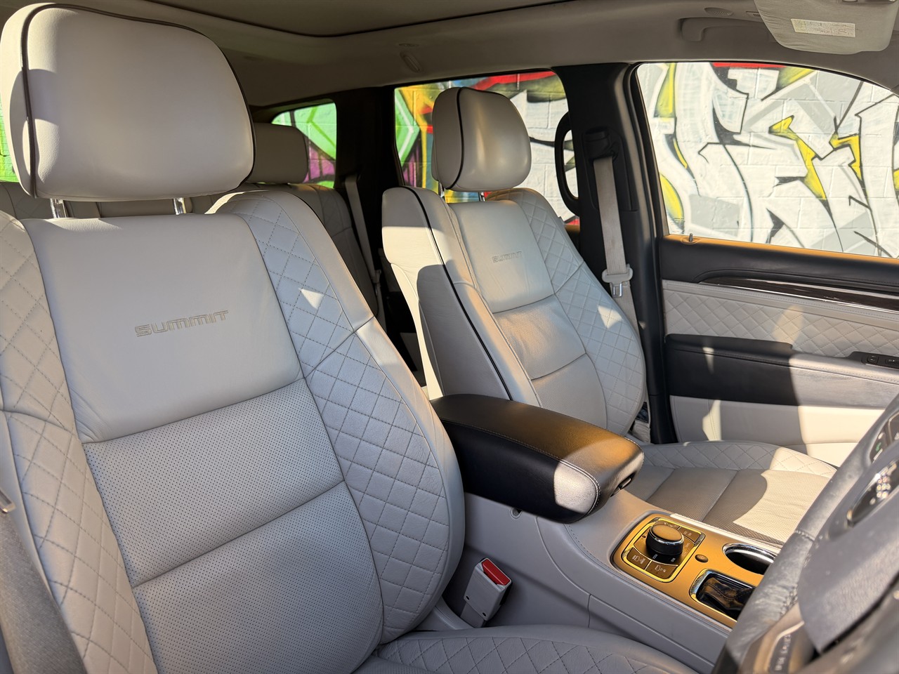 2017 Jeep GRAND CHEROKEE