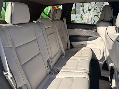 2017 Jeep GRAND CHEROKEE - Thumbnail