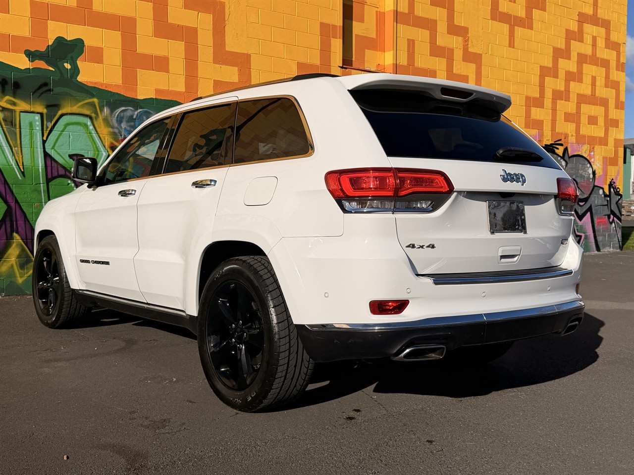 2017 Jeep GRAND CHEROKEE