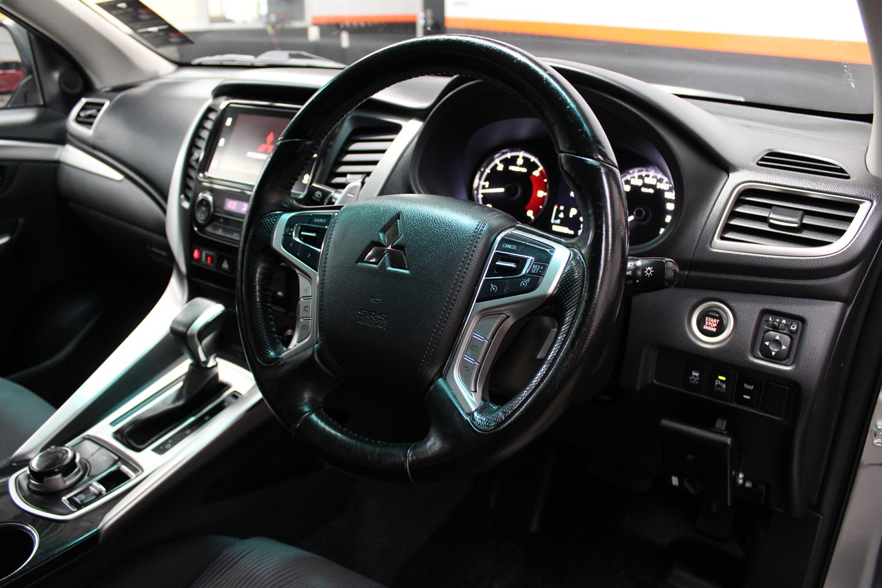 2016 Mitsubishi Pajero Sport