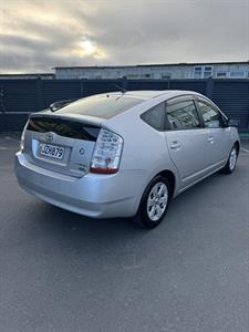 2007 Toyota PRIUS - Thumbnail
