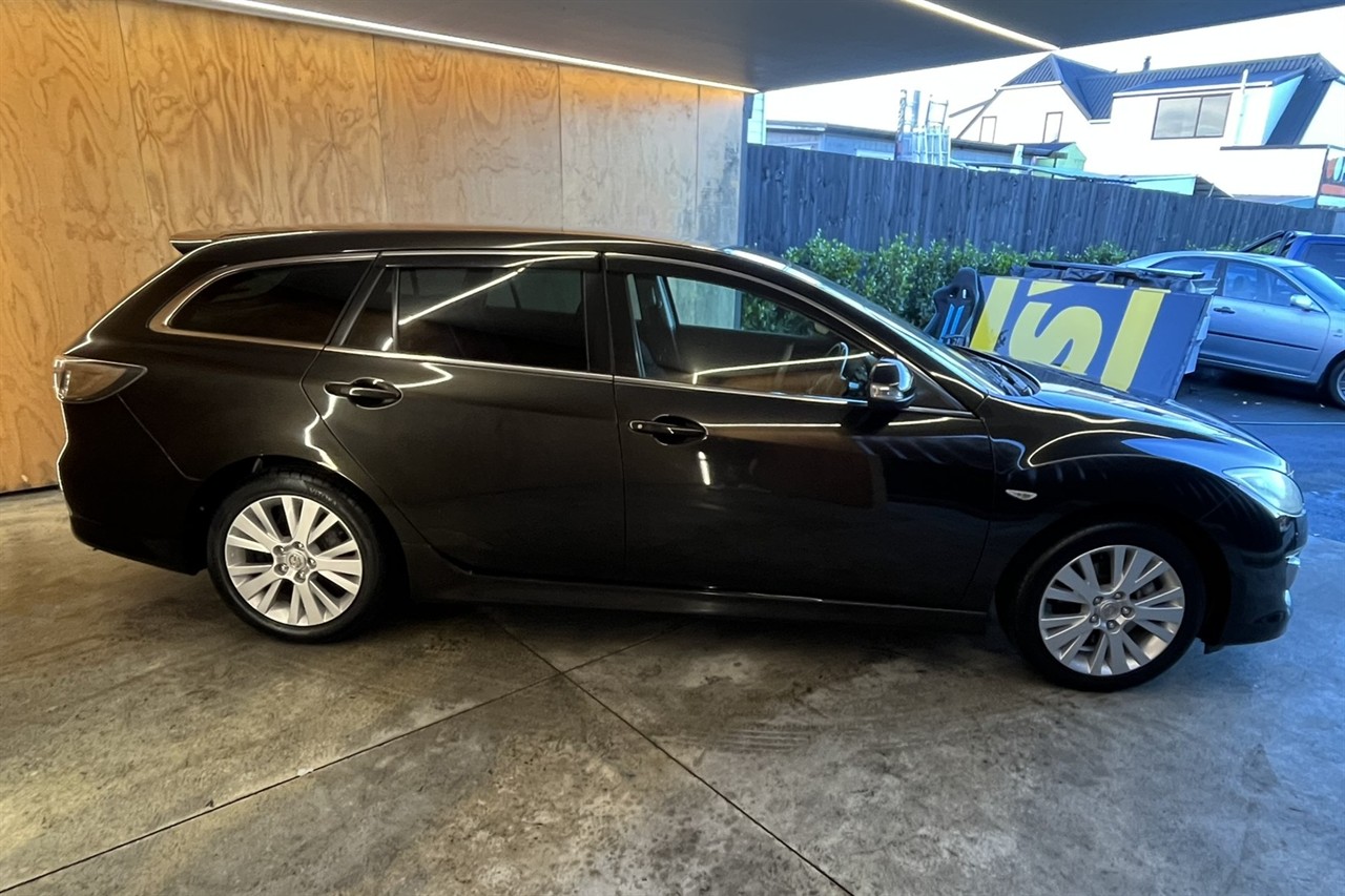 2008 Mazda Atenza